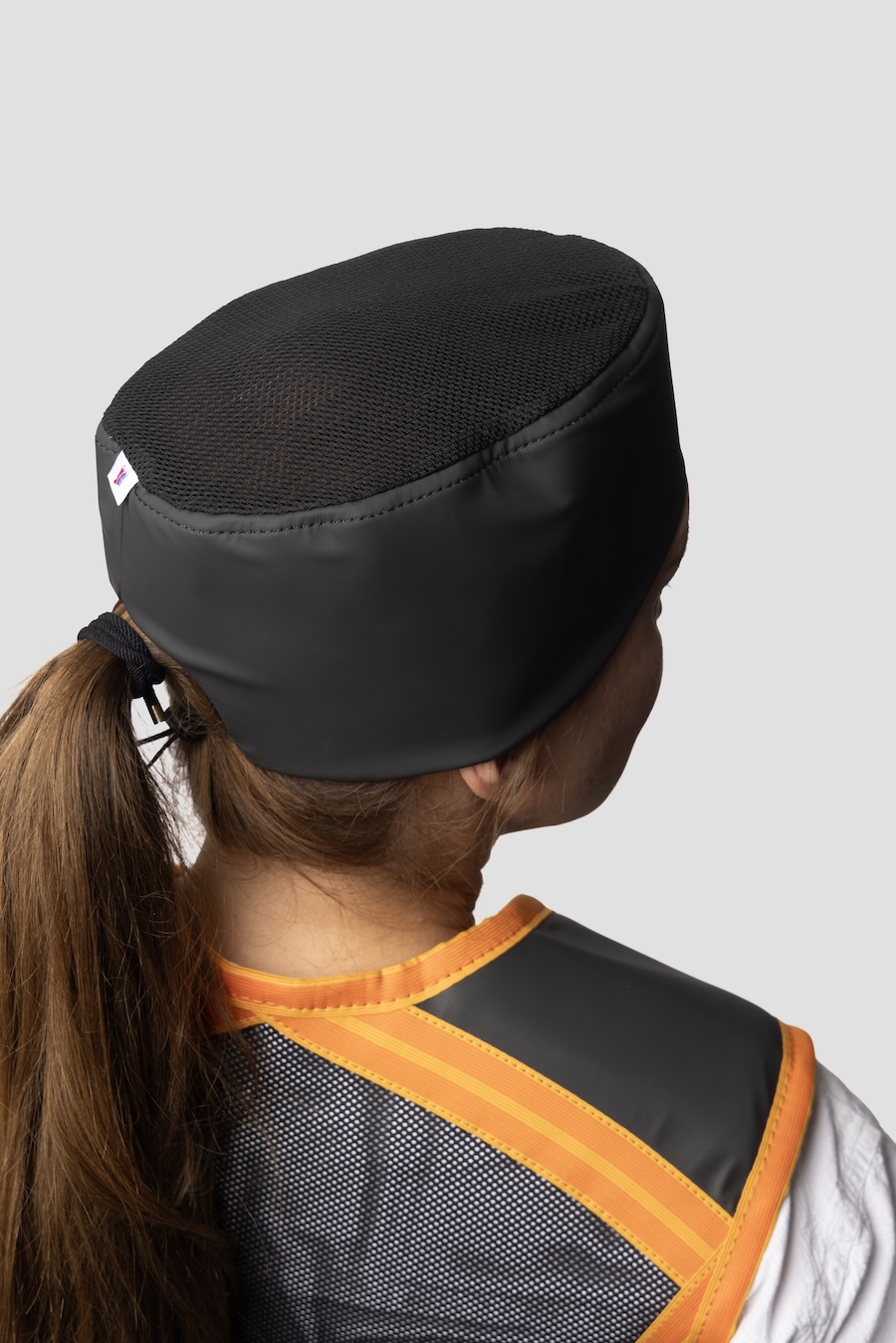 Brain Guard™ strålskyddande huvudskydd – uppifrånvy som visar det ventilerande meshnätet